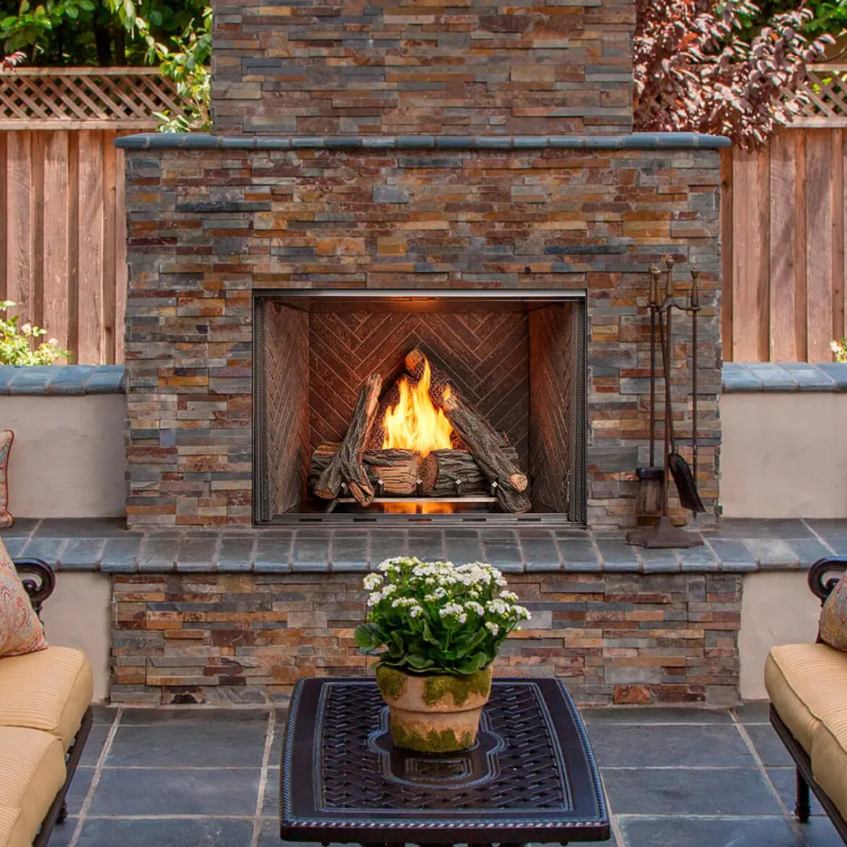 Majestic Courtyard Outdoor Gas Fireplace