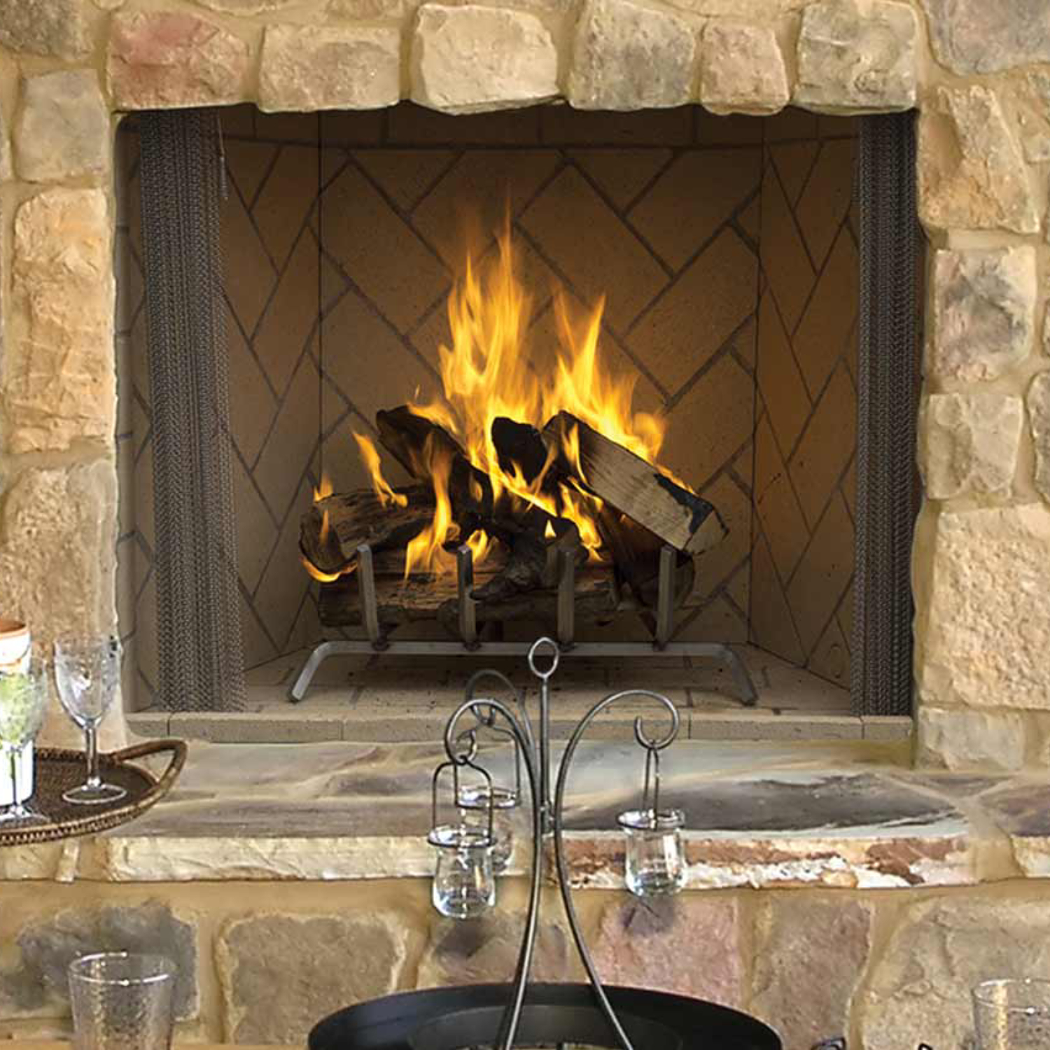 IHP Superior WRE6000 Wood-Burning Outdoor Fireplace